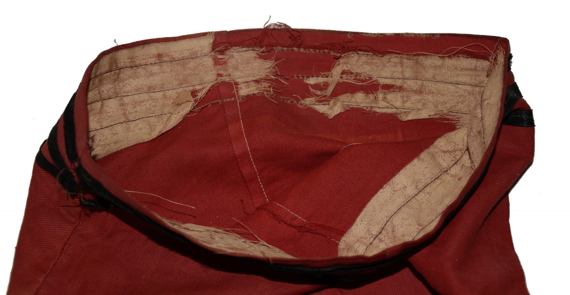 RED CLOTH SMOKING CAP OF A PATTERN KNOWN TO BE USED BY THE 5TH MAINE ...