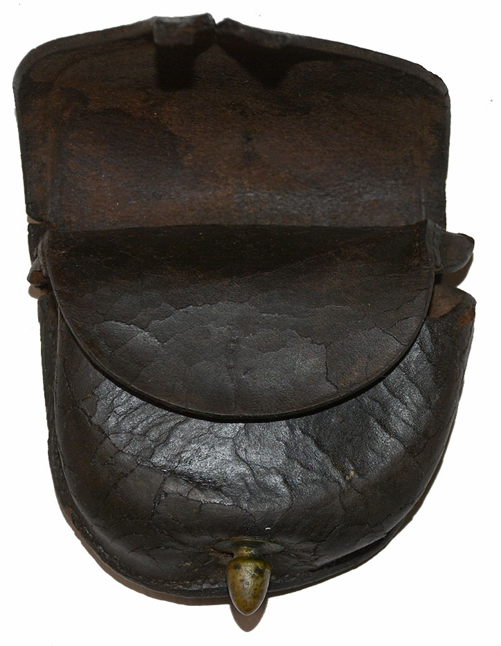 EARLY BATTLEFIELD PICK-UP PERCUSSION CAP POUCH WITH OLD NOTE — Horse ...