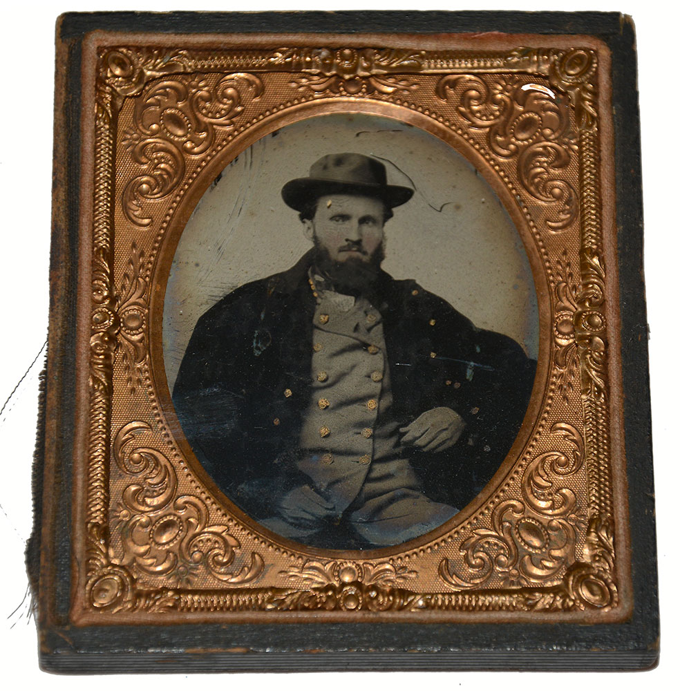 1/4-PLATE AMBROTYPE OF UNIDENTIFIED CONFEDERATE OFFICER