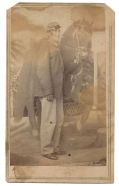 CDV OF UNION SOLDIER HOLDING REINS OF “BACK DROP” HORSE