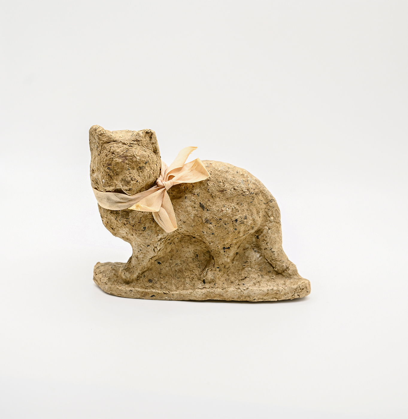 CAT MADE FROM MACERATED CURRENCY WITH PARTIAL LABEL