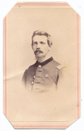 NICE CLEAR BUST VIEW OF 143RD NEW YORK OFFICER WEARING 20TH CORPS BADGE - PERIOD INK ID